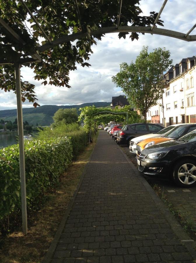 Апартаменты Mosel Panorama Целль-ан-дер-Мозель Экстерьер фото